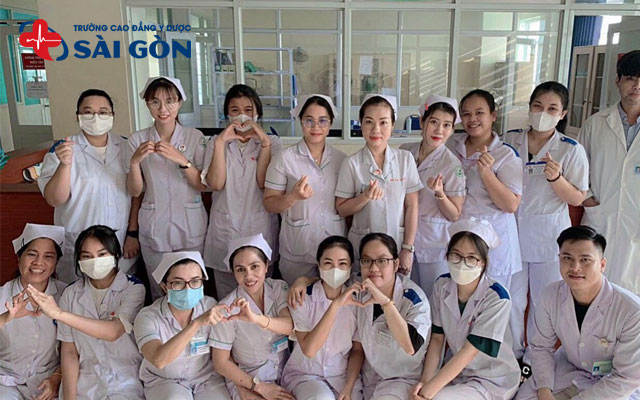 Ngành hộ sinh học trường nào? Tiêu chí lựa chọn trường?