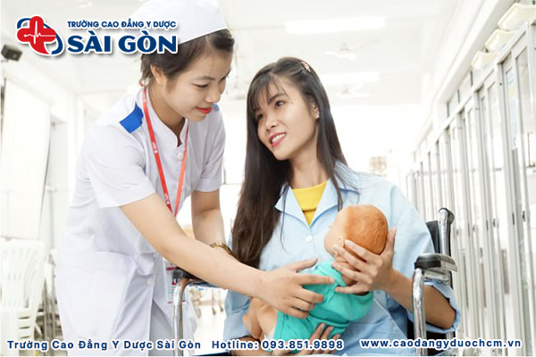 Ngành hộ sinh thi khối nào? Cách lựa chọn khối thi phù hợp?