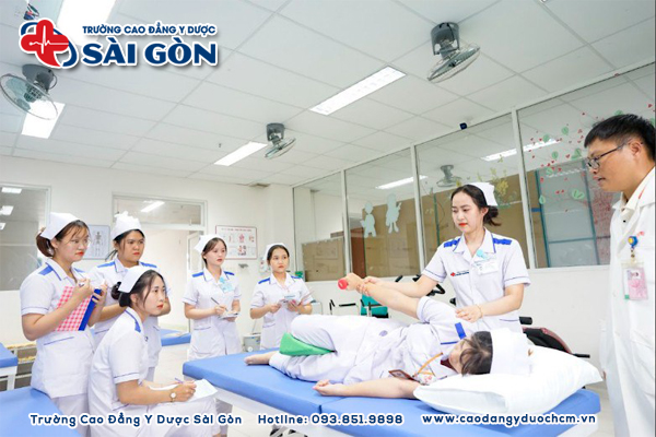 Kỹ thuật phục hồi chức năng là gì? Vai trò và các kỹ thuật phổ biến?