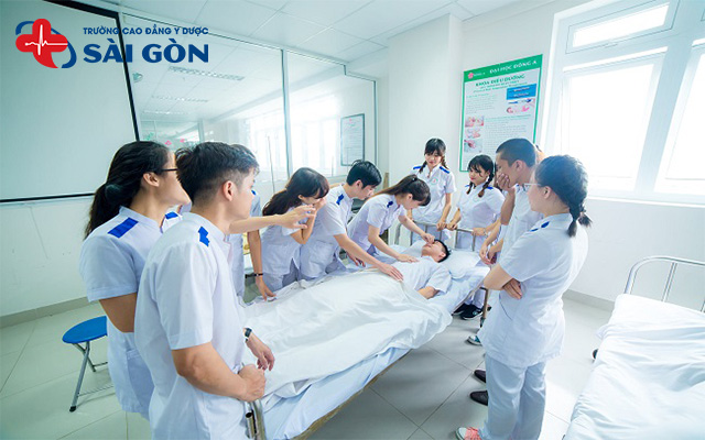 Ngành Điều dưỡng là gì