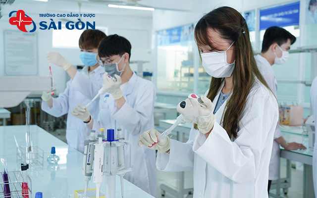 chương tr&igrave;nh li&ecirc;n th&ocirc;ng x&eacute;t nghiệm y học