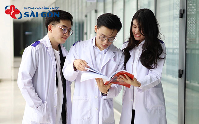 học ph&iacute; ng&agrave;nh phục hồi chức năng