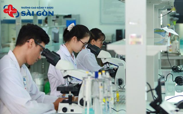 kỹ năng kỹ thuật x&eacute;t nghiệm y học