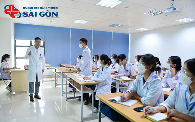 kỹ thuật vi&ecirc;n ng&agrave;nh x&eacute;t nghiệm y học