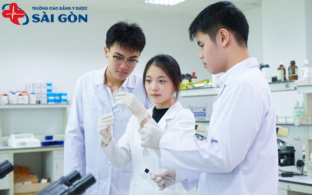 li&ecirc;n th&ocirc;ng cao đẳng x&eacute;t nghiệm y học được cấp bằng g&igrave;