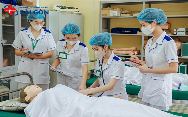 li&ecirc;n th&ocirc;ng đại học Điều dưỡng