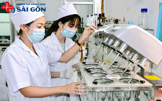 Cần phải l&agrave;m g&igrave; sau khi tốt nghiệp chuy&ecirc;n ng&agrave;nh Dược?