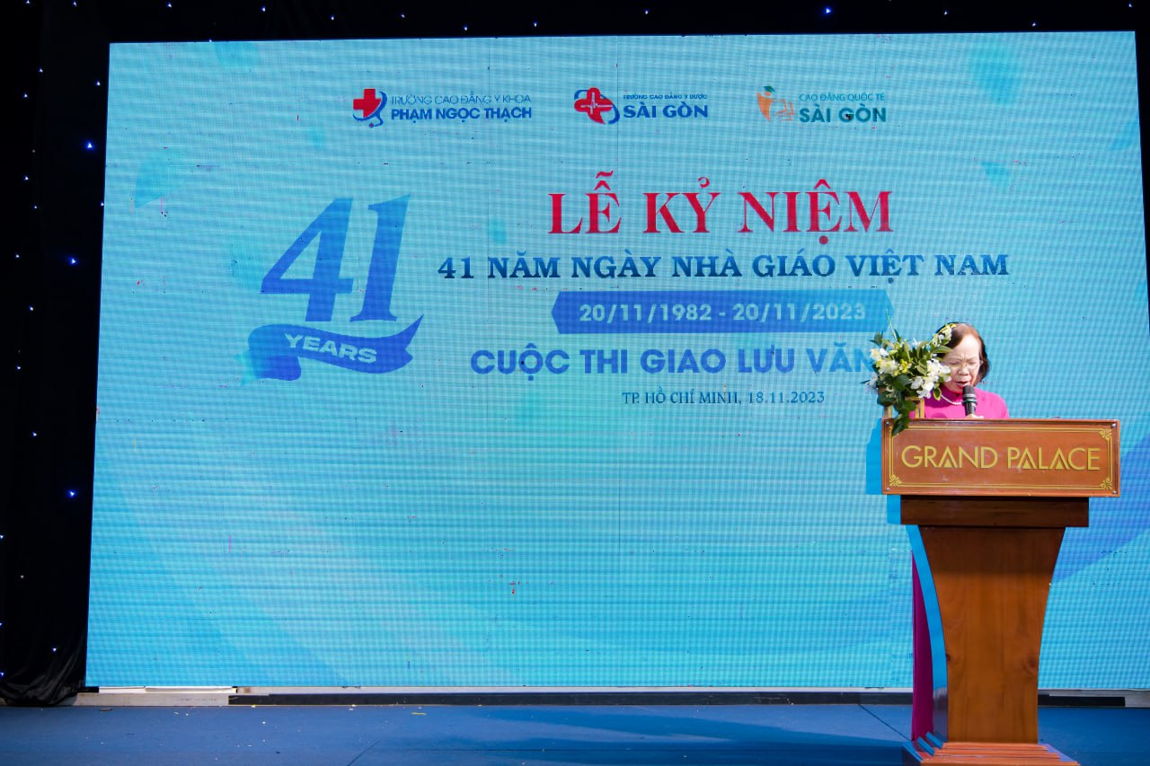 PGS. TS. Cô Phạm Thị Lý phát biểu tại buổi lễ