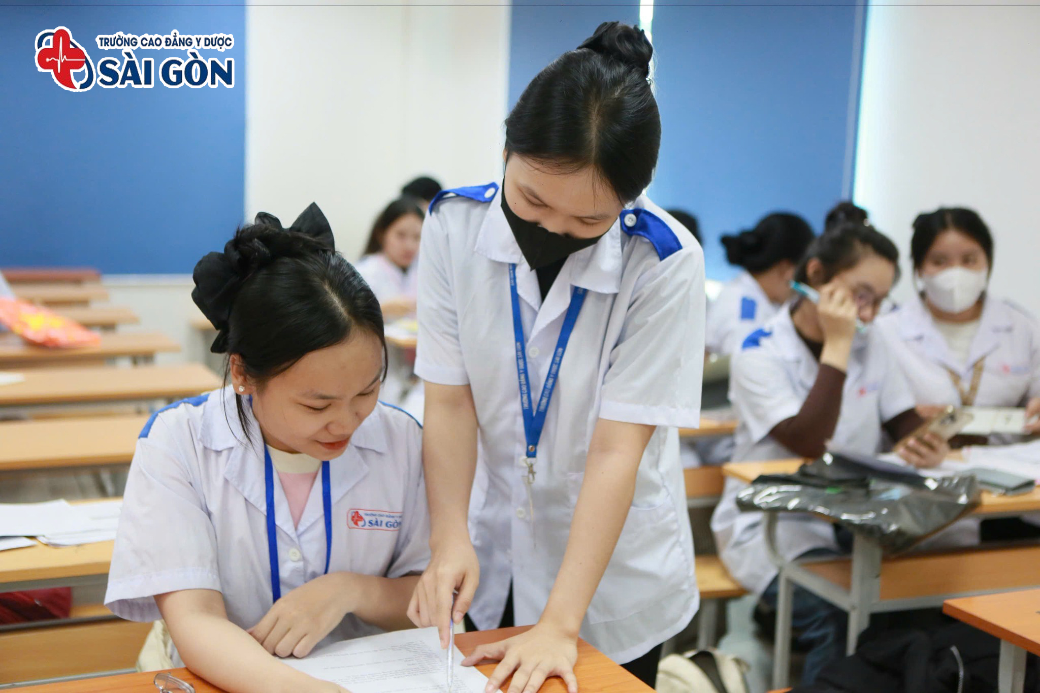 Dược sĩ nhà thuốc là gì? Nhiệm vụ và kỹ năng cần có?