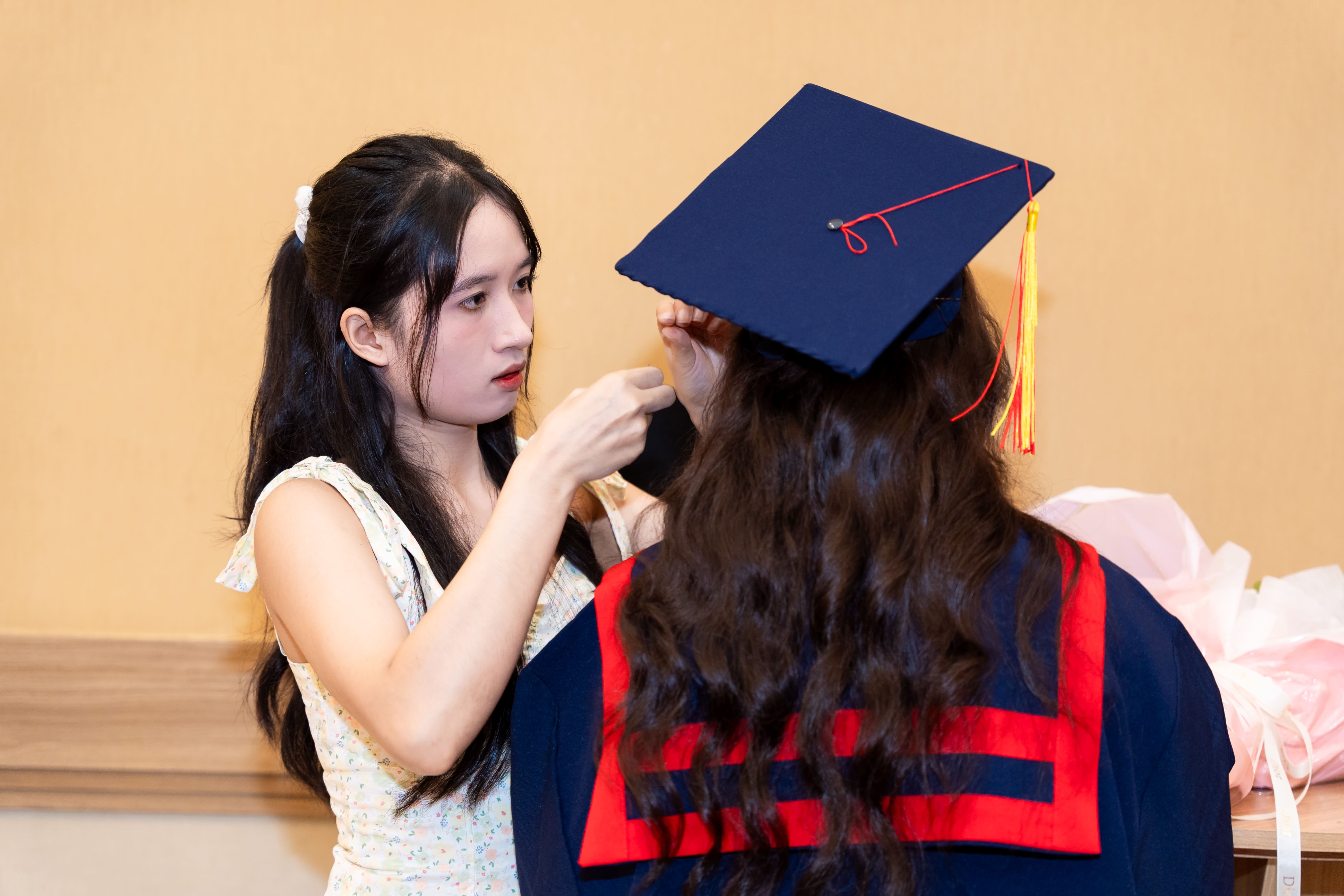 Sinh viên và người thân